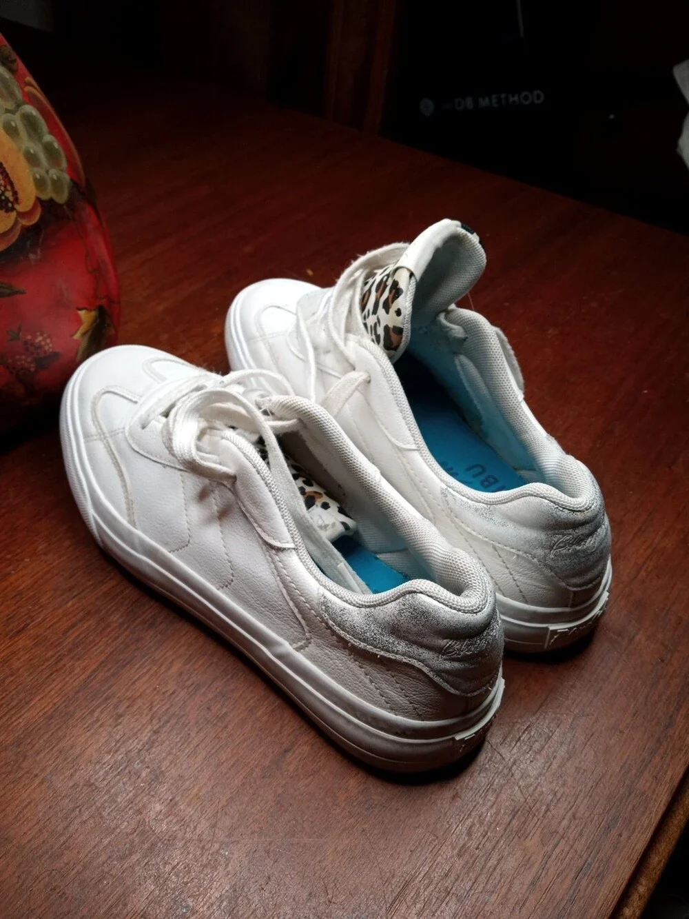 Blowfish Malibu Women's Shoes Sneakers White Leather Size 11